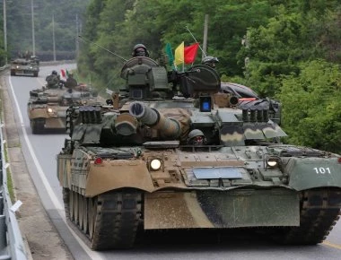 Τα T-80U της Ν.Κορέας παραμένουν ενεργά και εντυπωσιάζουν (βίντεο)